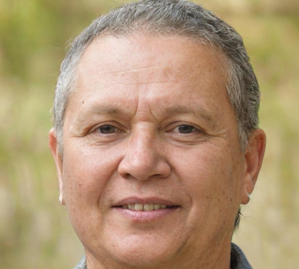 Carmelo Ruiz, especialista en análisis financiero