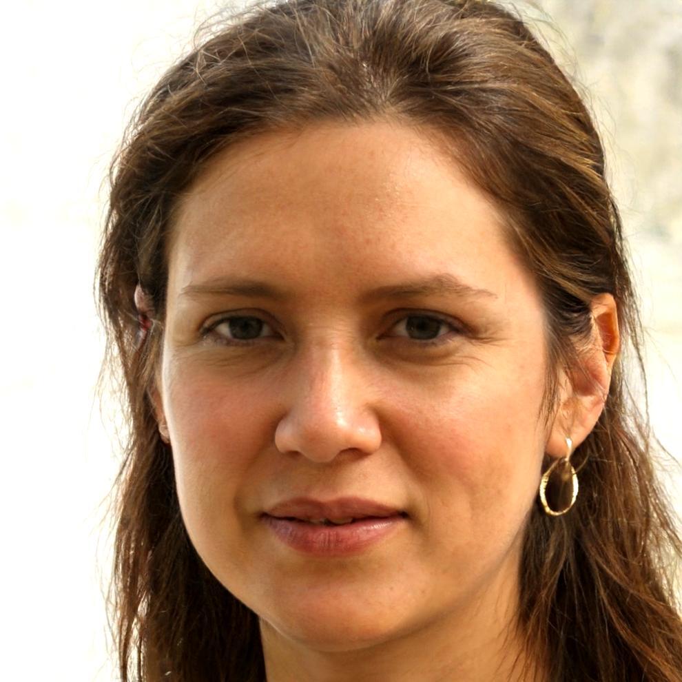 Retrato de Esperanza Villareal, especialista en automatización contable